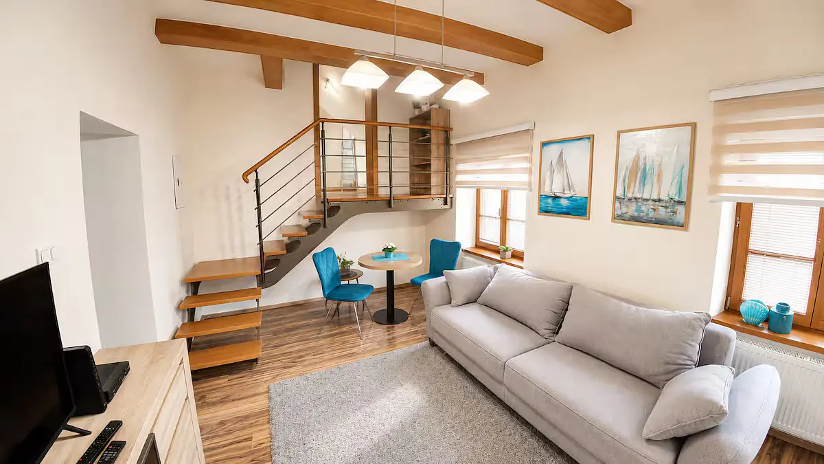 The Attic Apartment