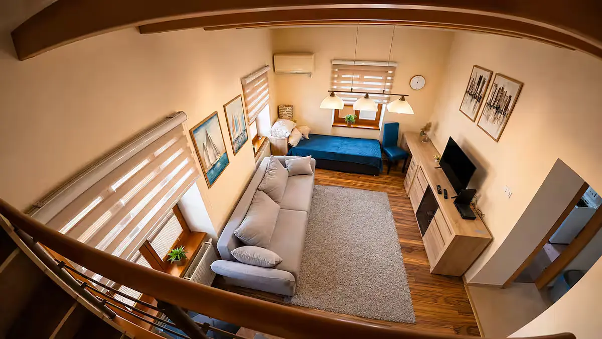 The Attic Apartment